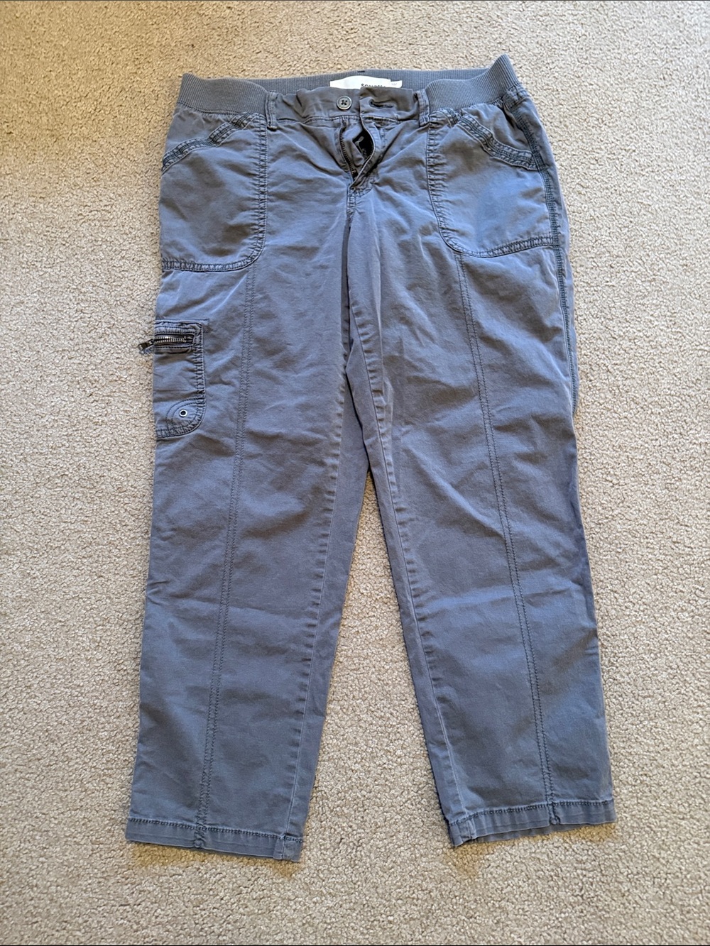 Sonoma Women's Cropped Cargo Pants in dark gray